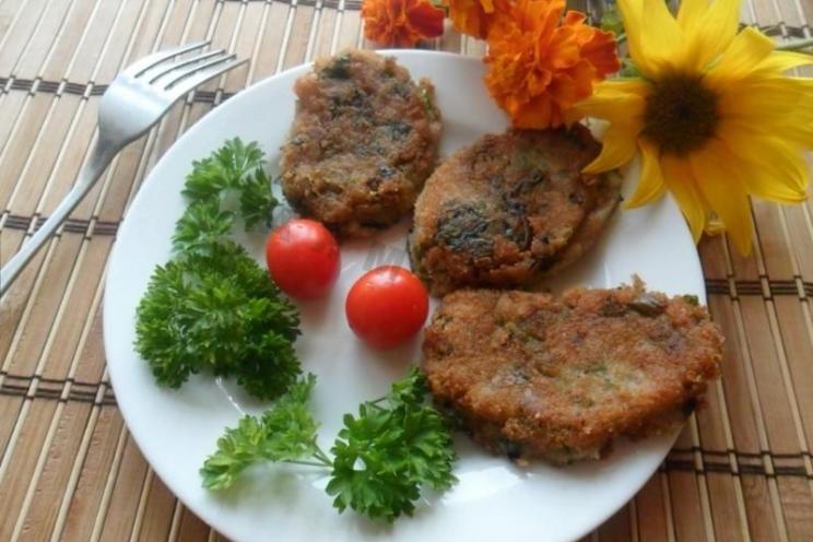 Barley Porridge Cutlets: Crispy and Meat-Free Delight