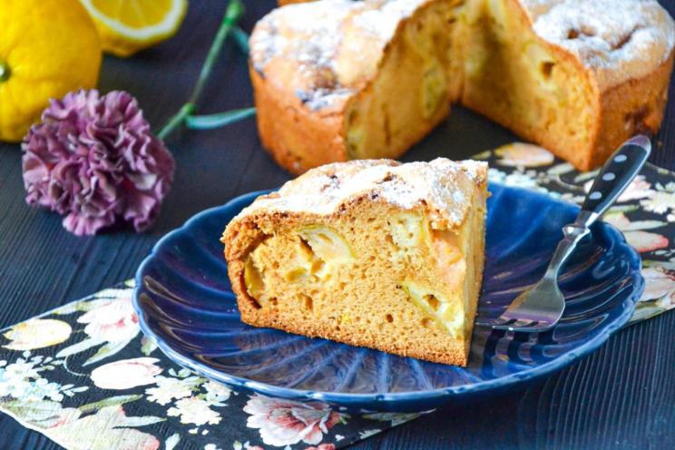 Fluffy Apple Charlotte with Mayonnaise