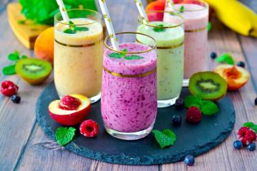 Quick and Healthy Blender Fruit Smoothie