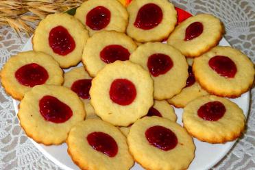 Quick and Tender Jam-Filled Shortbread Cookies