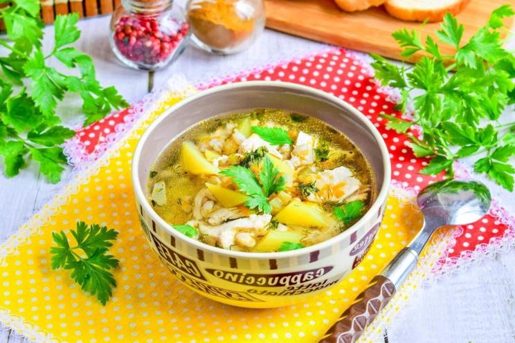 Hearty Chicken Barley Soup