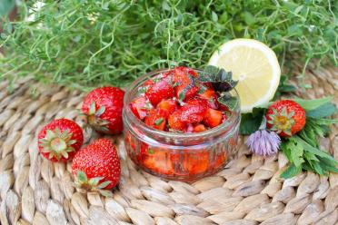 Strawberry Salsa Salad Dessert