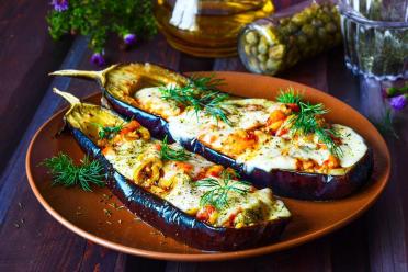 Baked Eggplants with Mozzarella and Tomatoes