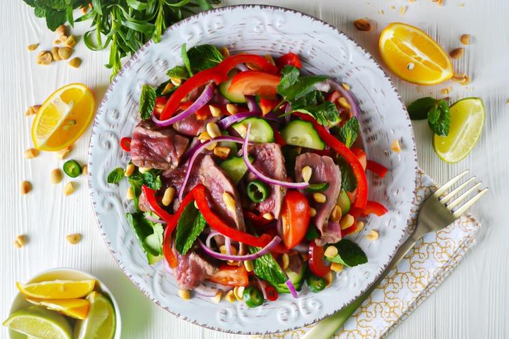 Spicy Thai Beef & Bell Pepper Salad