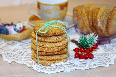 Sesame Crunch Shortbread Cookies