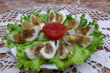 Quick Soy-Marinated Chicken Eggs