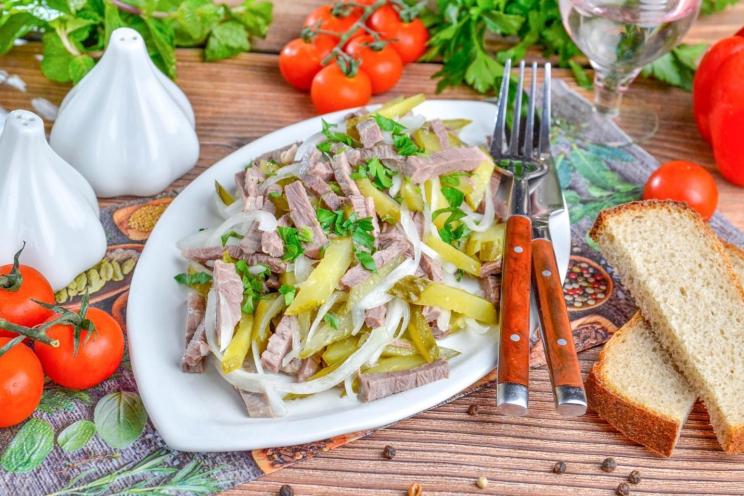 Hearty Miner’s Salad with Pickles and Meat