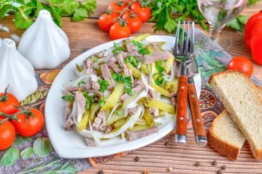 Hearty Miner’s Salad with Pickles and Meat