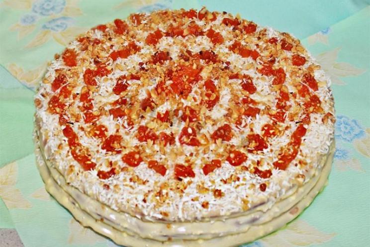 Popular Sponge Cake with Dried Fruits and Nuts