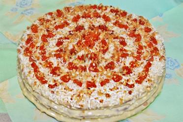 Popular Sponge Cake with Dried Fruits and Nuts