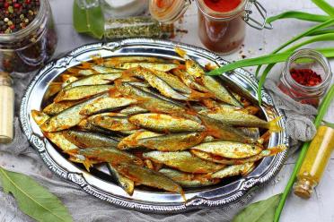 Electric Dried Sprat for Fish Enthusiasts