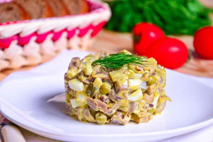 Hearty Chicken Gizzard Salad with Onions and Mushrooms