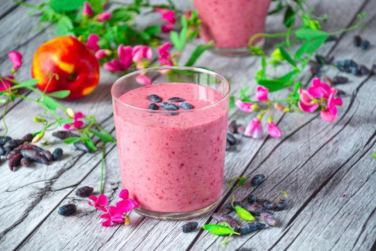 Honeysuckle Berry Smoothie Delight