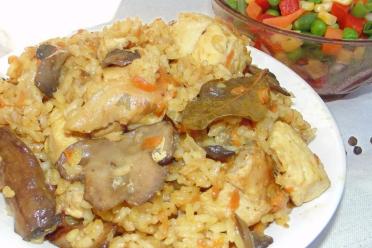 Slow Cooker Chicken and Mushroom Pilaf