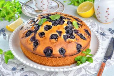 Fluffy Milk Pie with Berries or Fruits
