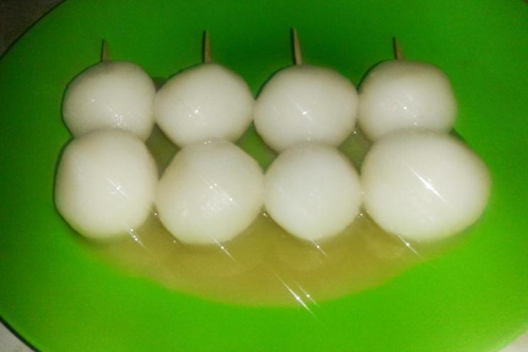 Quick and Easy Japanese Dango with Vanilla Twist