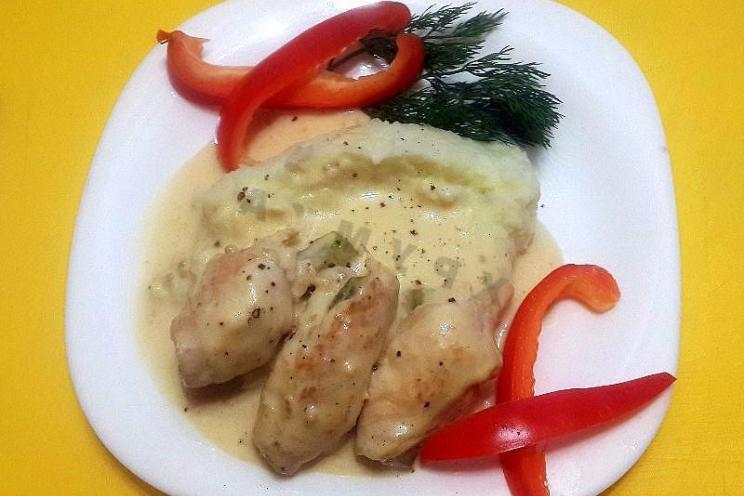 Mustard-Cream Chicken Rolls
