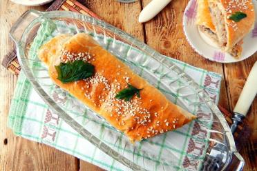 Savory Baked Puff Pastry Meat Roll