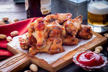 Spicy Summer Wings for Gatherings